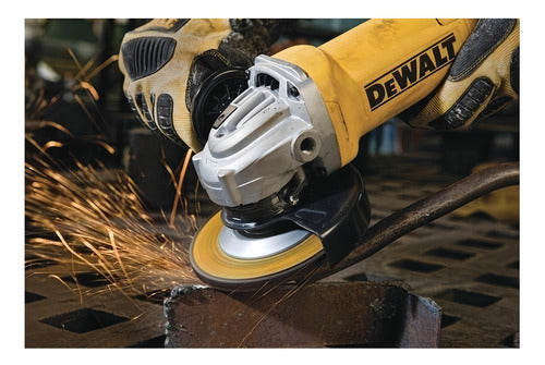 Esmerilhadeira Angular Dewalt Dwe4212 Cor Amarelo 220v