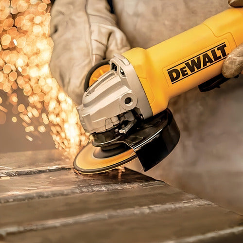 Esmerilhadeira Angular Dewalt Dwe4212 Cor Amarelo 220v